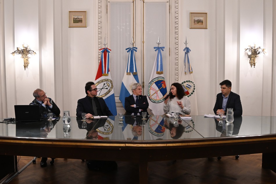 576326 | Conversatorio capítulo Ambiental nueva constitución - Subsecretaría de Comunicación Social (Daniel Cuart)