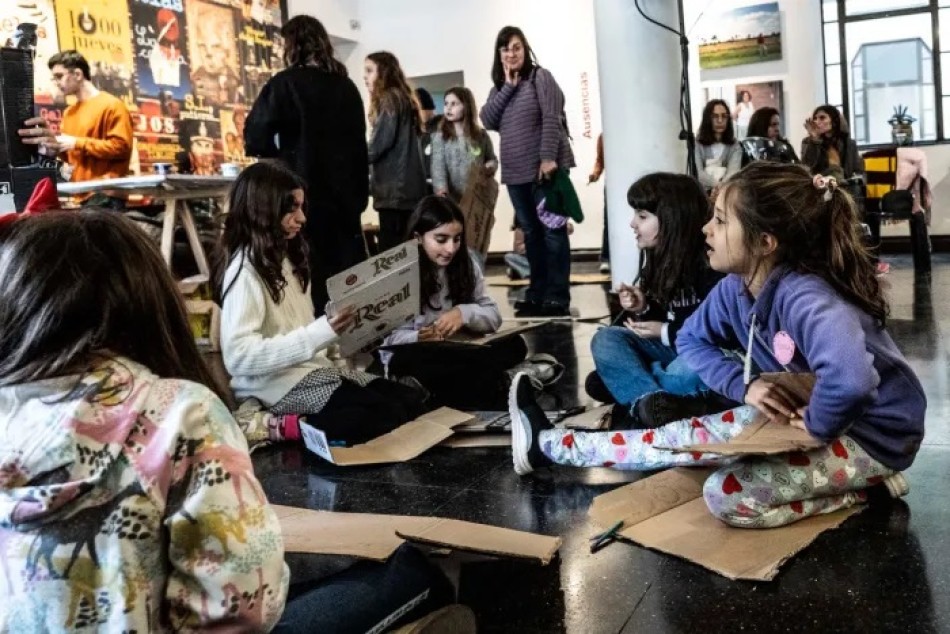 580207 | Programa Abiertos - Secretaría de Cultura y Educación (Silvina La Calamita)
