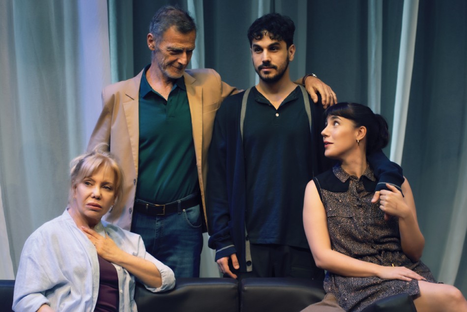 584349 |  - Teatro La Comedia