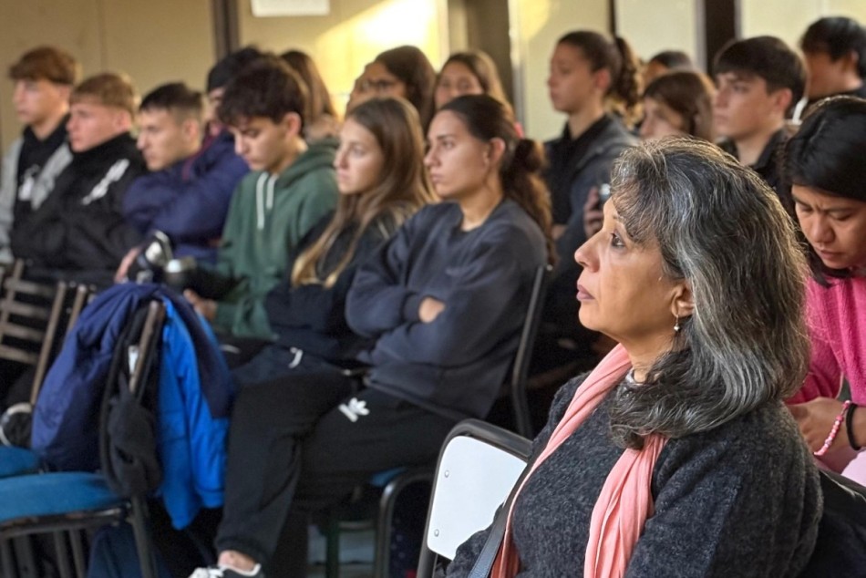 584905 |  - Secretaría de Control