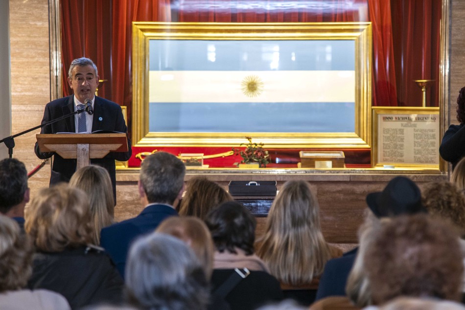 589884 | Entrega Orden del Rosario - Subsecretaría de Comunicación Social (Silvio Moriconi)