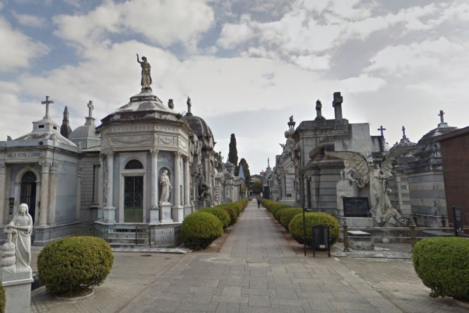 590280 | El municipio invita a una nueva visita guiada al cementerio El Salvador - Secretaría de Ambiente y Espacio Público