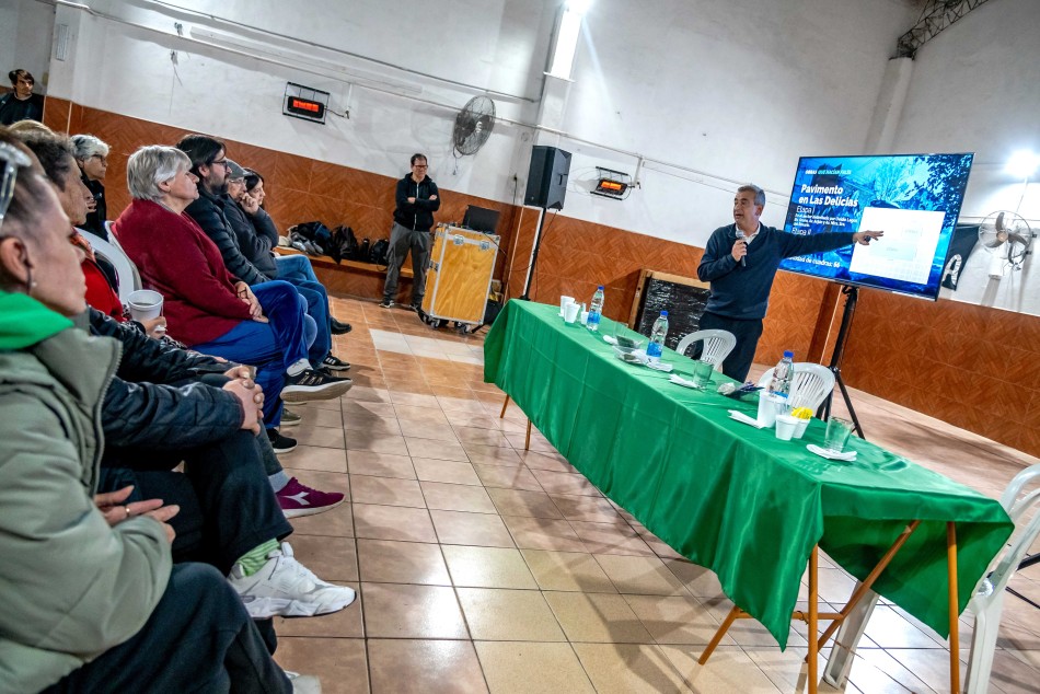 591347 | Presentación Pavimento Definitivo Barrio Las Delicias - Subsecretaría de Comunicación Social (Marcelo Beltrame)