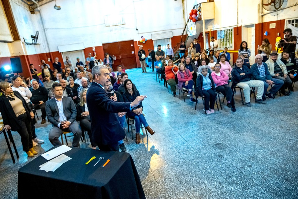 605207 | Apertura Sobres Pavimento Definitivo Irigoyen  - Subsecretaría de Comunicación Social (Marcelo Beltrame)