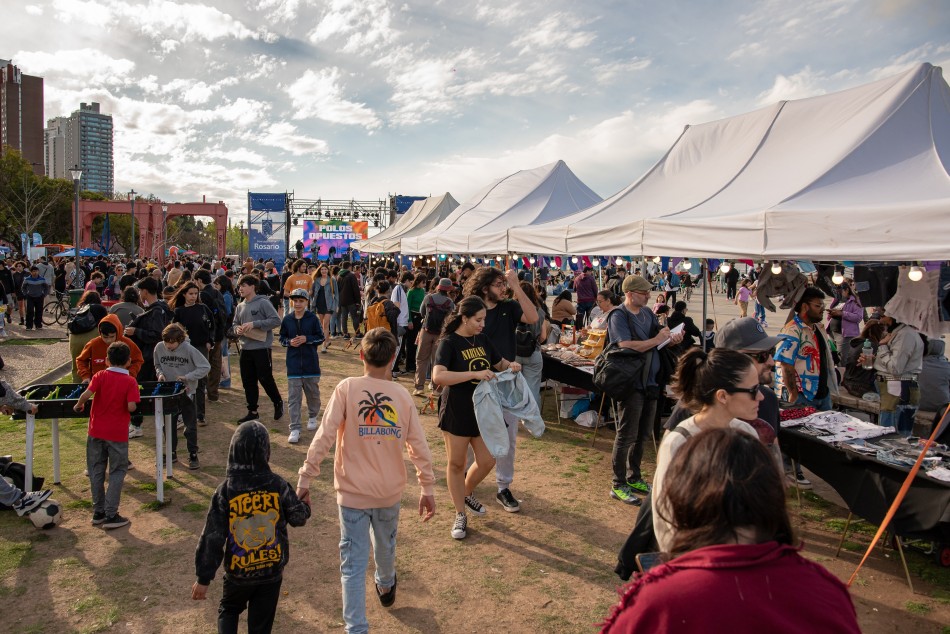 614846 | Septiembre Puerto Joven - Municipalidad de Rosario